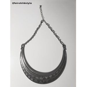CHOKER - Half Moon Shape Silver/Black